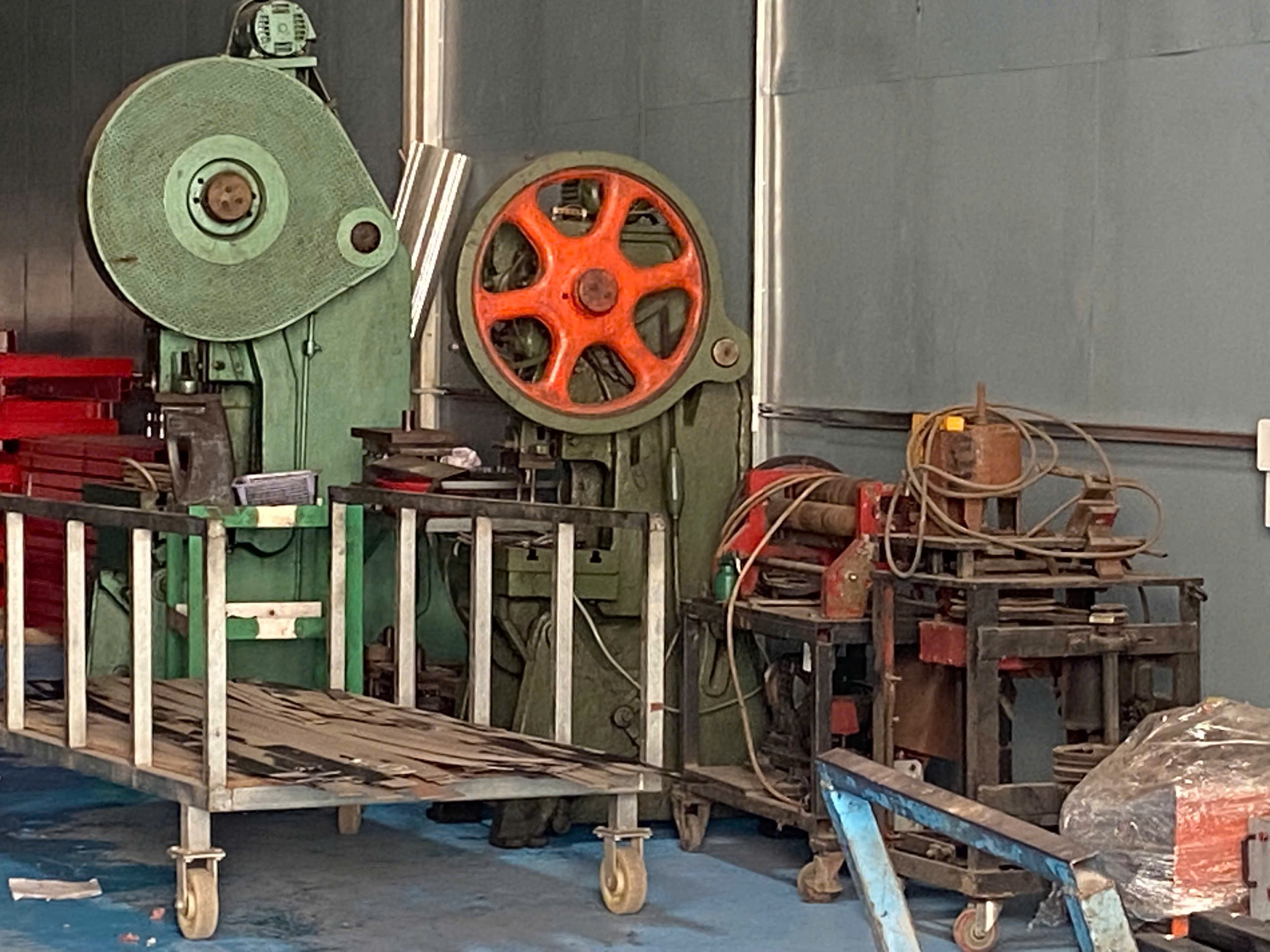 Stamping machine.jpg